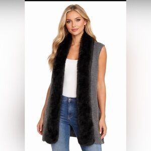 Steve Madden Sweater Gray Faux-Fur Trim